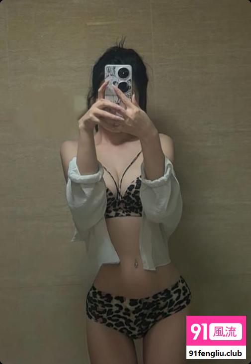 雨花粘人小妖精